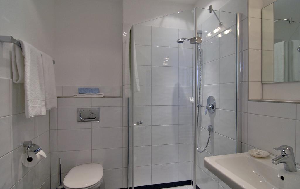 Landhaus Sixtmuehle Hotel Taufkirchen  Room photo